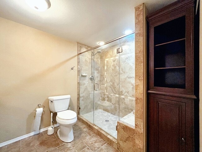 Building Photo - 236 Oxbow Dr