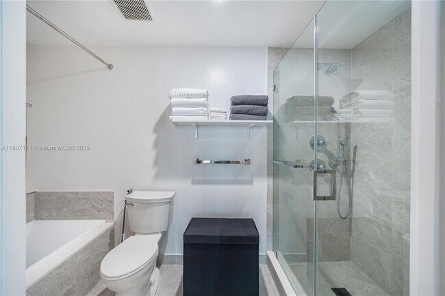 Building Photo - 488 NE 18th St