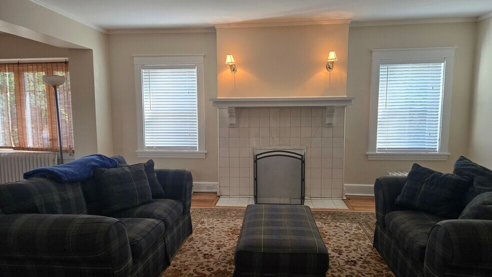 Living/Family room 27’ x 16’ - 522 Grove St