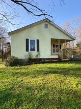 Building Photo - Yellow Fully Renovated Two Bedroom Cottage