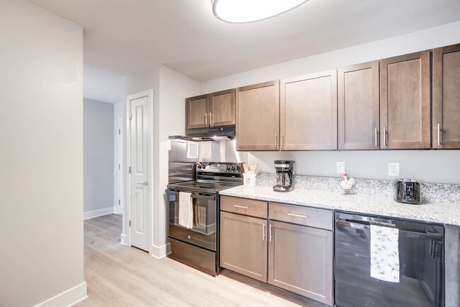 Large Renovated Kitchens With Expansive Work Space - Creekside Village I