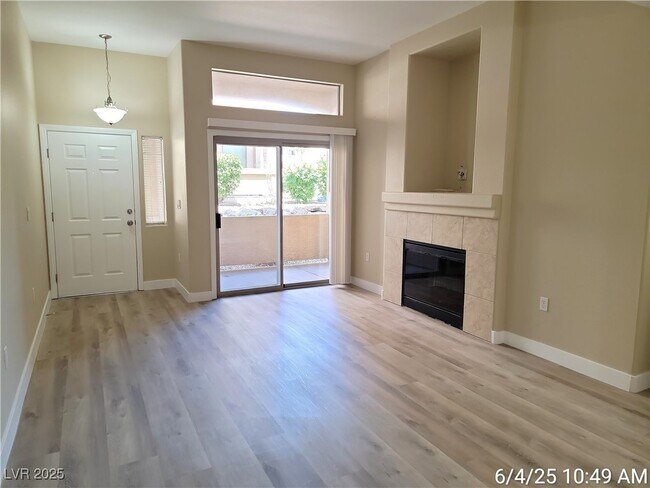 Building Photo - 8985 S Durango Dr