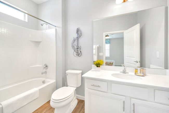 Building Photo - 2567 Shanti Dr