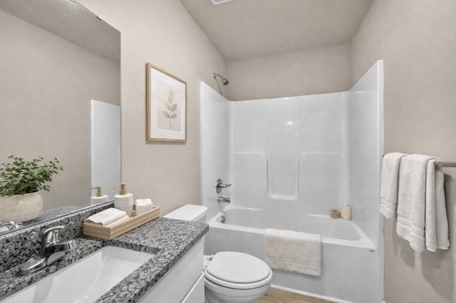 Building Photo - Spacious 3-Bedroom Townhome in Prime Colonial Highlands Location