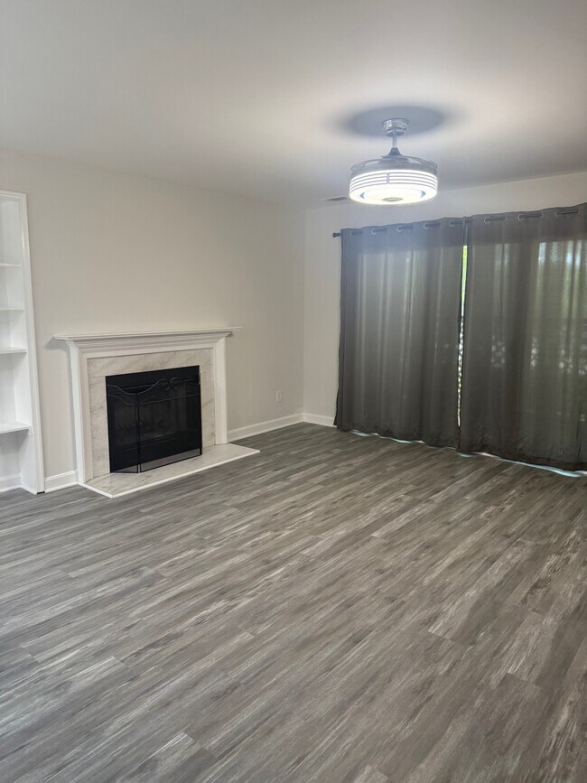 Living Room - 13700 Modrad Way