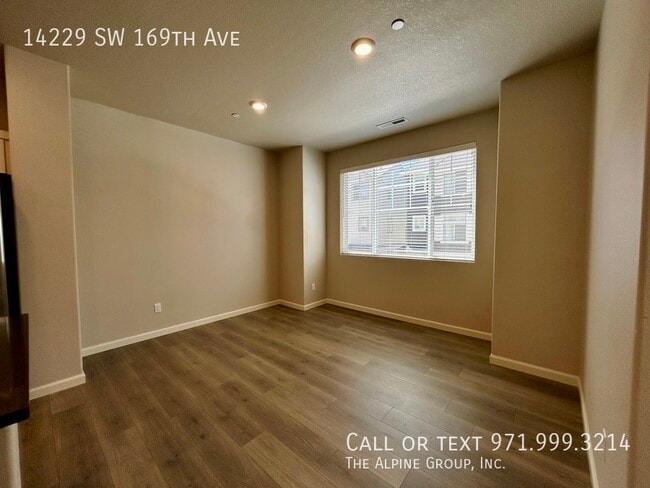 Building Photo - 14229 SW 169th Ave