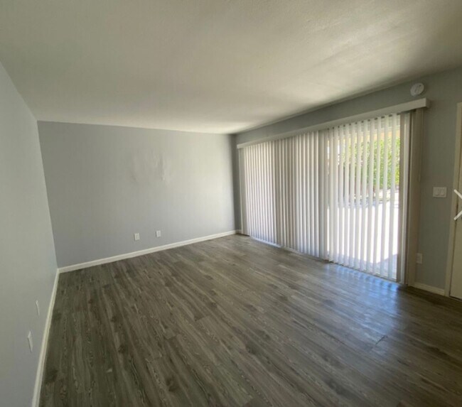 Building Photo - 4128 Trevor Ln