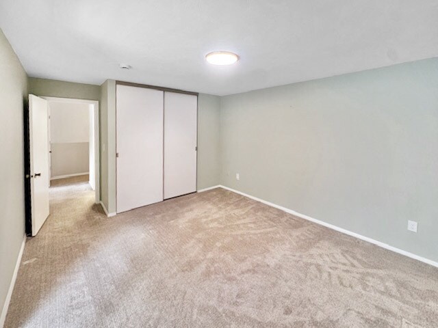 Building Photo - 418 Edgebrook Dr