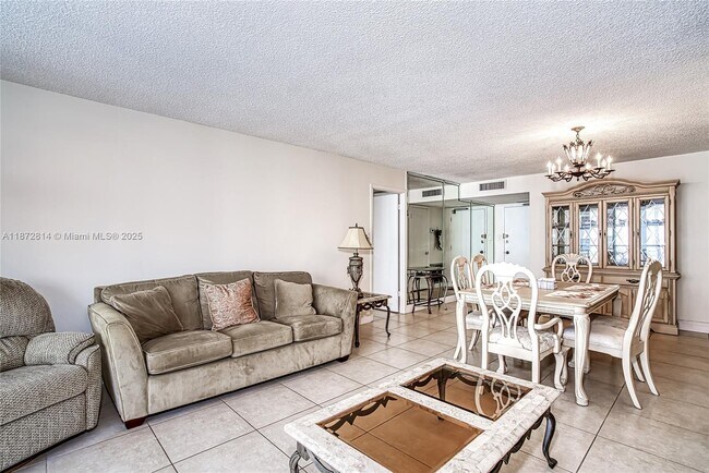 Building Photo - 18051 Biscayne Blvd
