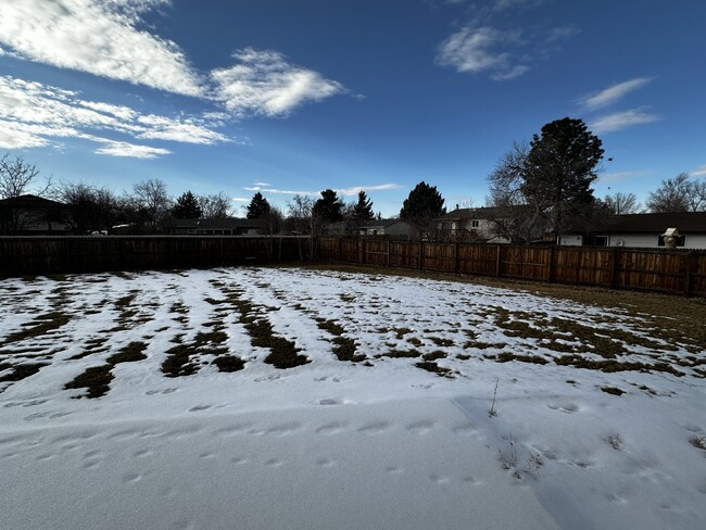 Building Photo - 3231 S Garland Way