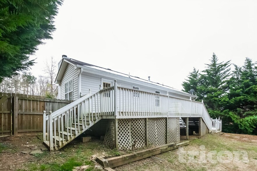 Building Photo - 302 Bethel Dr