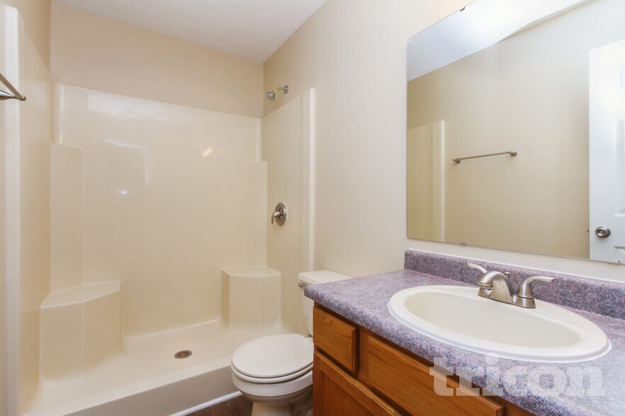 Building Photo - 3713 Mechanicsburg Dr