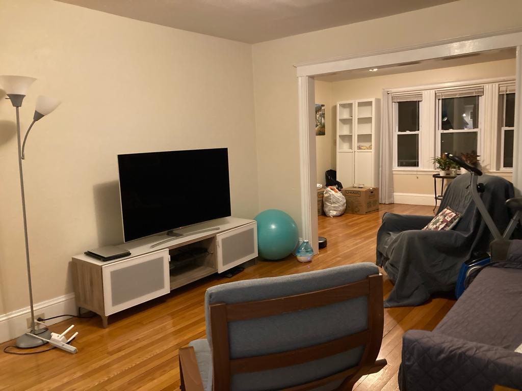 Building Photo - 44 Waverley Ave