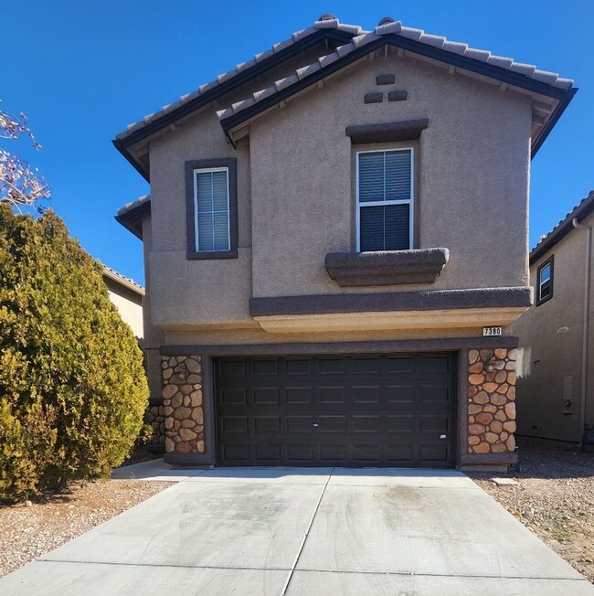 Primary Photo - Charming 4-Bedroom Home in Las Vegas – Fre...