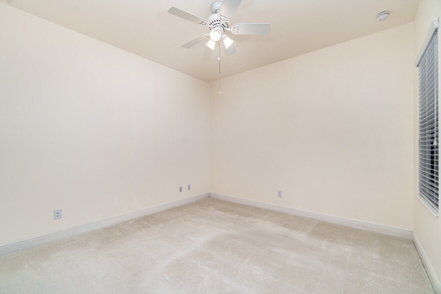 Building Photo - 4482 Waterscape Ln