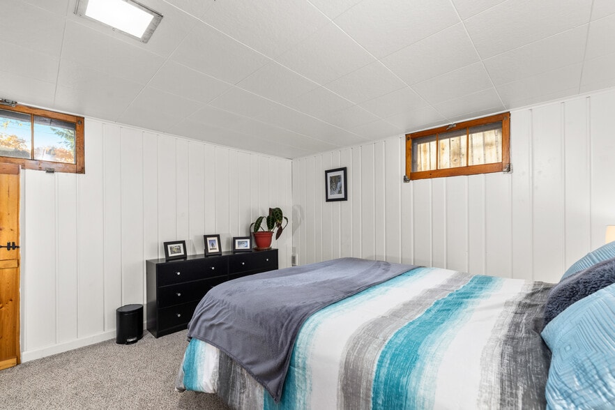 Building Photo - 686 2nd Avenue East N