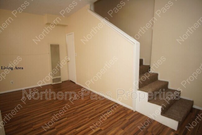 Building Photo - 3403 Pershing Dr