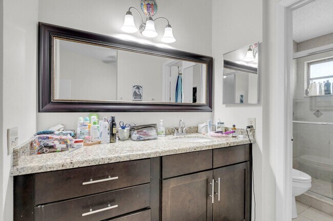 Building Photo - 7690 Lago Del Mar Dr