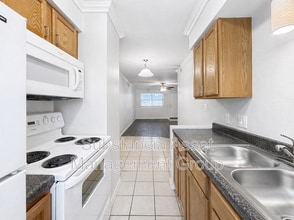 Building Photo - 1429 NW 24th St