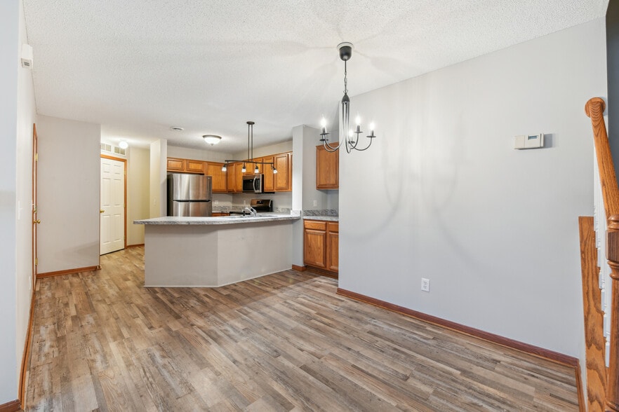 Building Photo - 8914 92nd St S