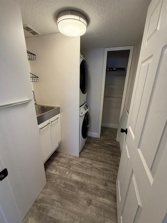 Building Photo - 7727 Glynde Hill Dr