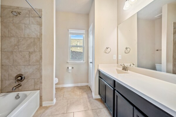 Building Photo - 6064 Akin Song