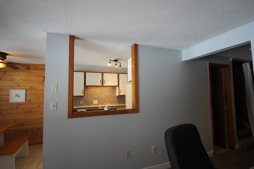Building Photo - 21 Overlook Rd