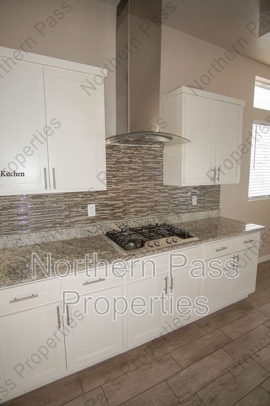 Building Photo - 13094 Castleford Ln