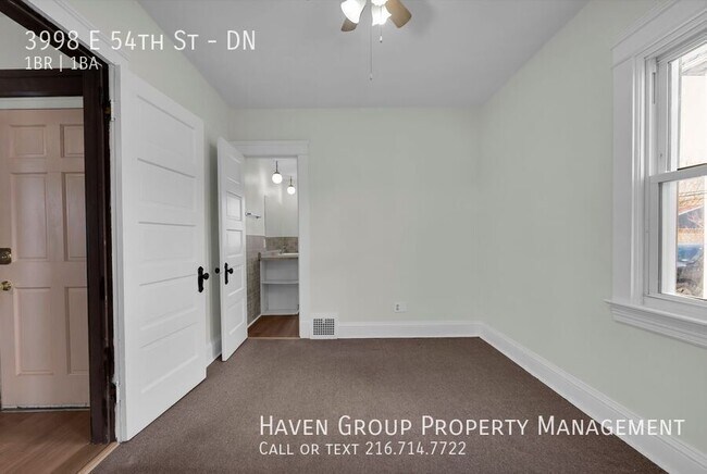 Building Photo - 3998 E 54th St