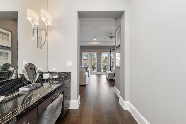 Building Photo - 3211 NE 27th Ave