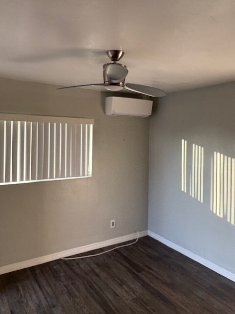 Building Photo - 3672 Van Dyke Ave