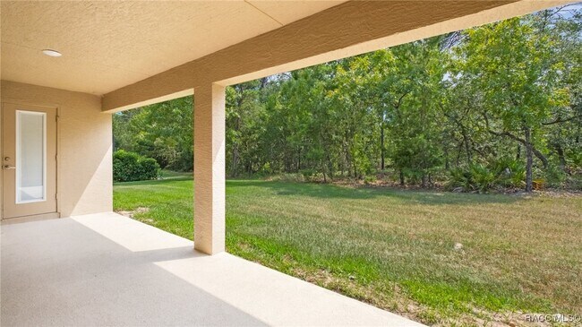 Building Photo - 23 Lone Pine St