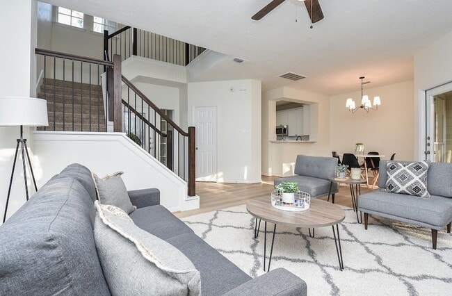 Building Photo - 134 N Magnolia Pond Pl