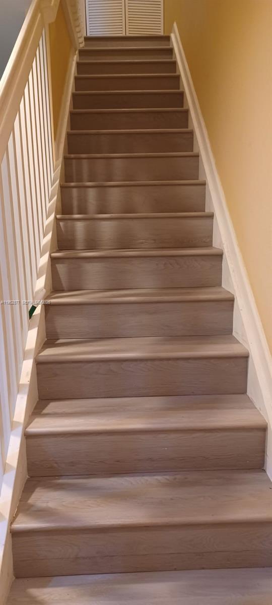 Building Photo - 2718 SW 82nd Ave