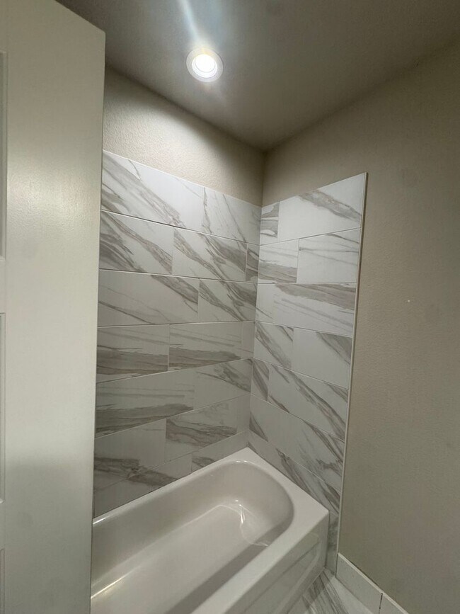 Building Photo - COMING SOON 3/2/2 - GREAT NEIGHBORHOOD - GODLEY ISD