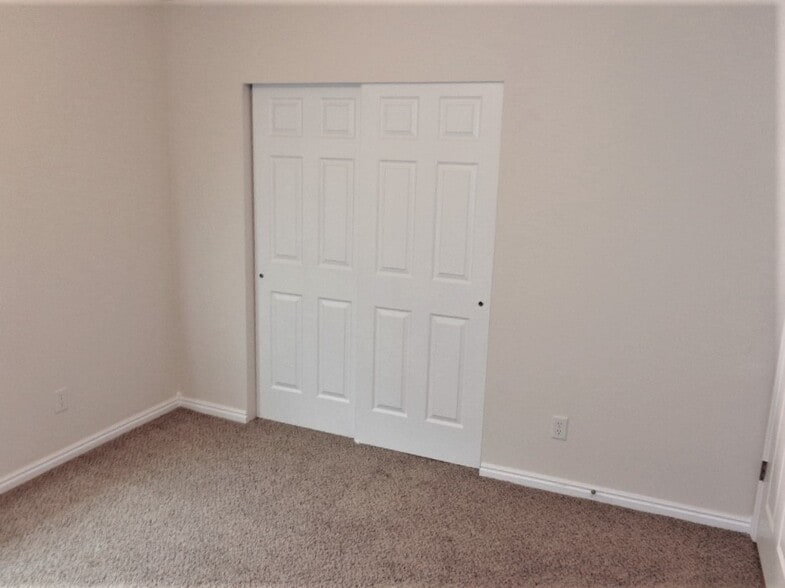 Building Photo - 196 Sam Gates Rd