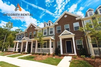 Building Photo - GREAT 2 Bedroom Townhome Regent Park - AVAILABLE NOW