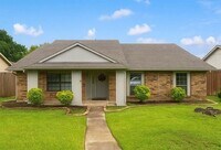Building Photo - 1340 Kesser Dr