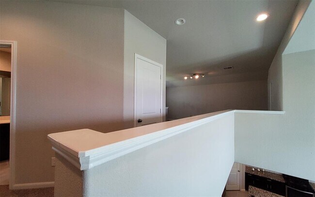 Building Photo - 3303 Zephyr Park Ln