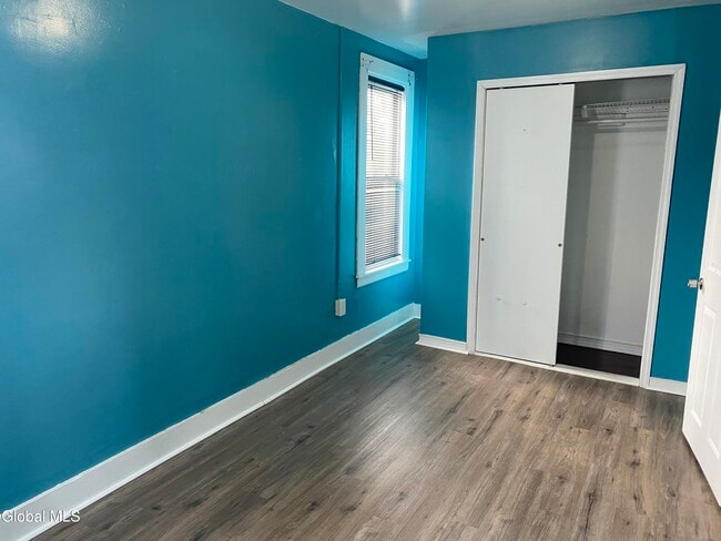 Building Photo - 1130 Pleasant St