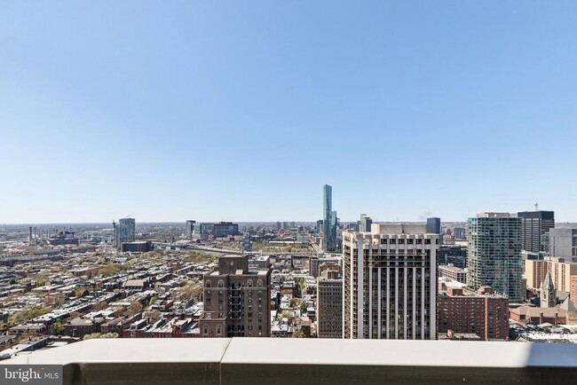Building Photo - 202-10 W Rittenhouse Square
