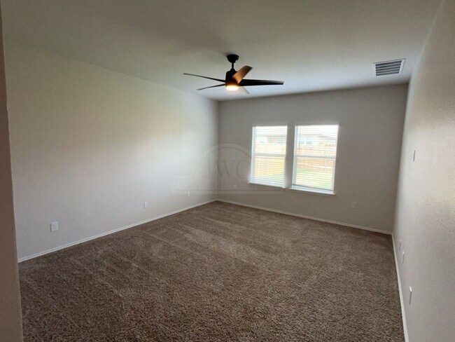 Building Photo - 9611 Murandy Dr
