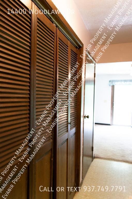 Building Photo - 14400 Woodlawn Dr