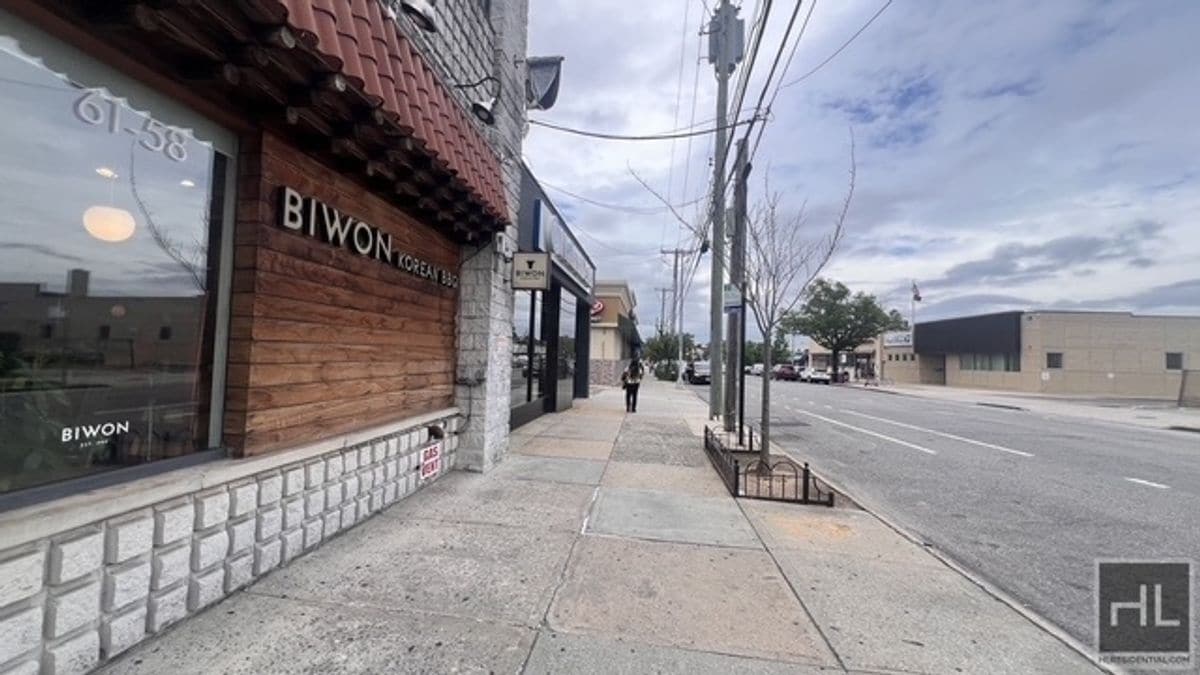 Building Photo - 64th Avenue