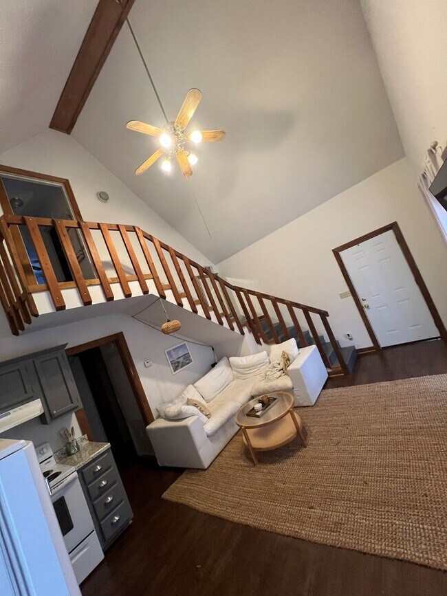 Building Photo - Hwy 334