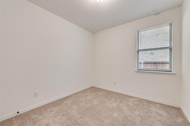 Building Photo - 2512 Lemon Mint Ln