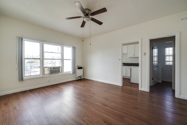 Primary Photo - 5-1053 Normandie Ave