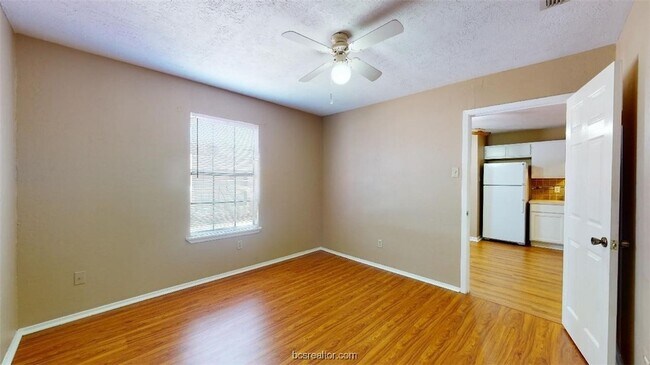 Building Photo - 805 San Pedro Dr