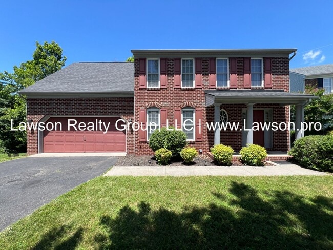 Primary Photo - Beautiful Four Bedroom Home in "The Groves...