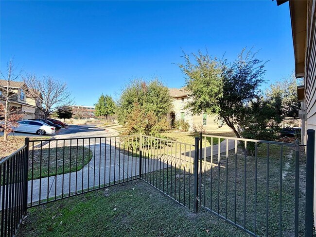 Building Photo - 12604 Kate Ln